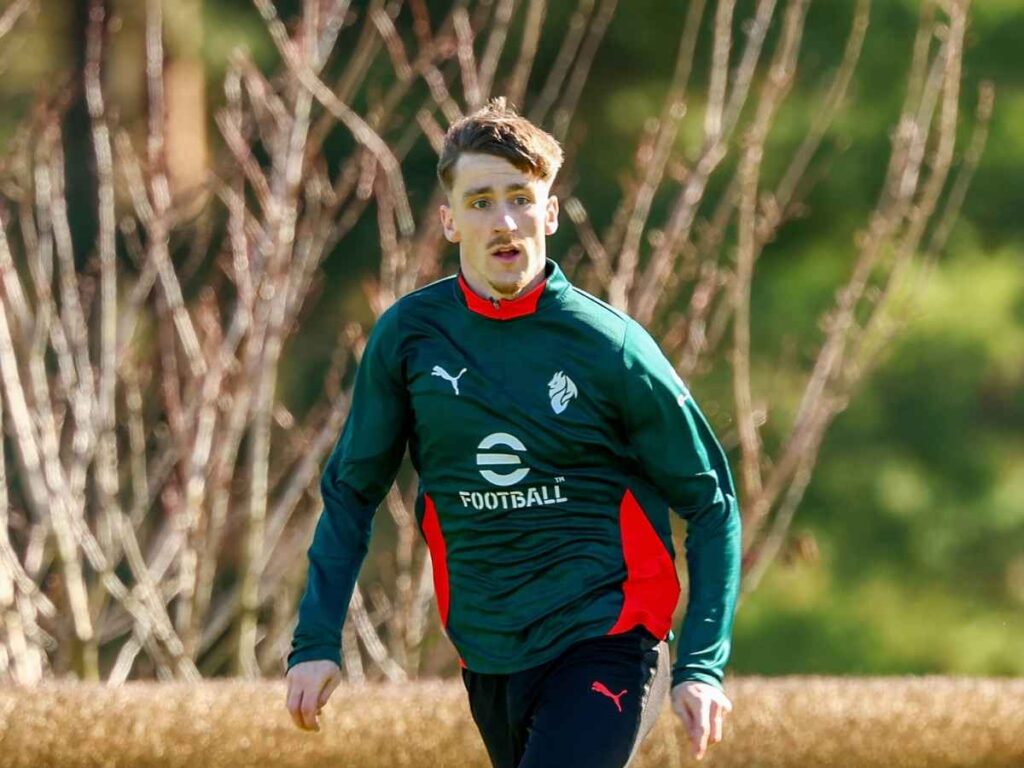Milan, Saelemaekers avvisa: "Il Parma ci crede sempre fino alla fine, la partita sarà lunga"