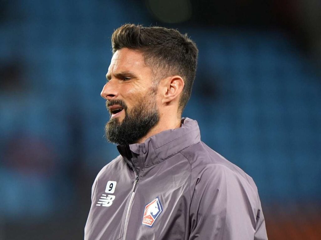 Il futuro di Giroud è in bilico: le ultime notizie sull’ex attaccante del Milan