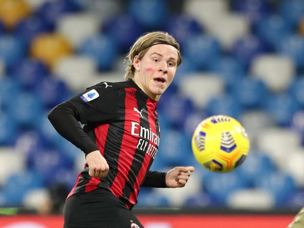 Due gol all'Inter: Hauge riscoppia l'amore con il Milan. Ricordate la sua carriera in rossonero?