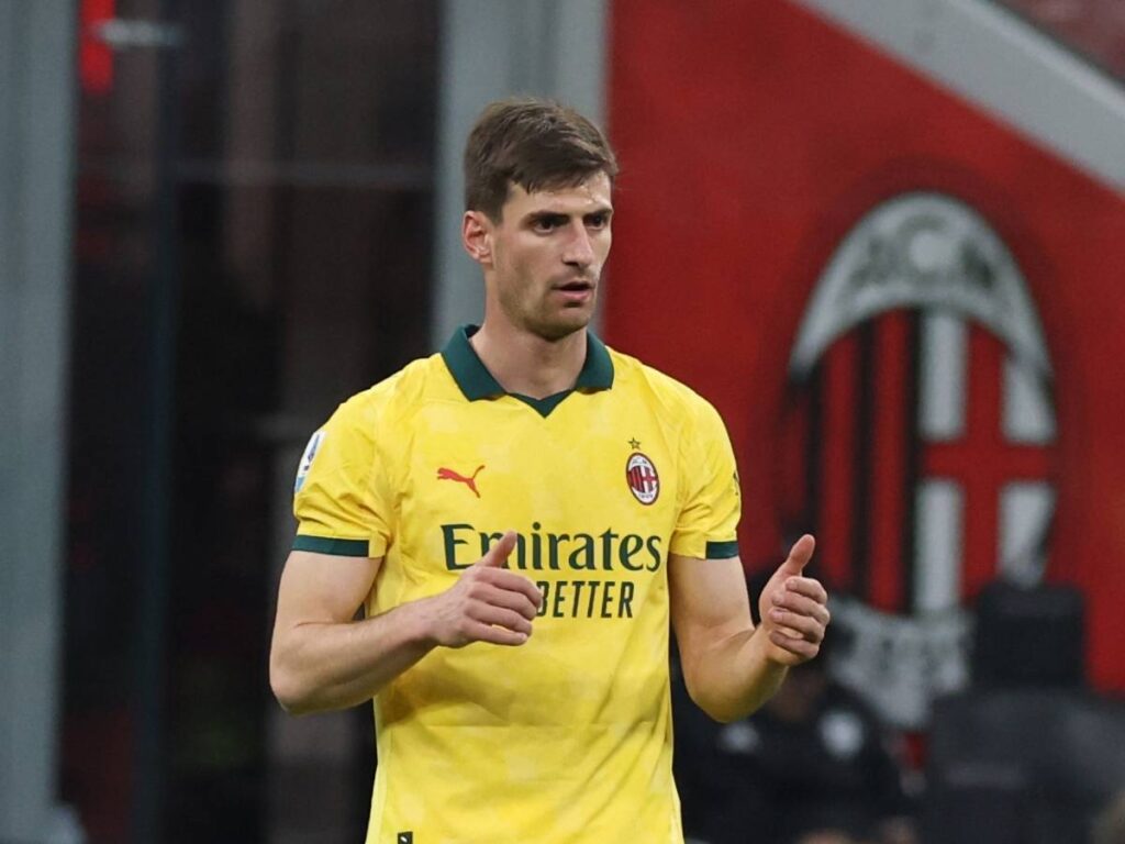 Milan, Gabbia torna titolare in difesa contro il Parma. A centrocampo ballottaggio importante