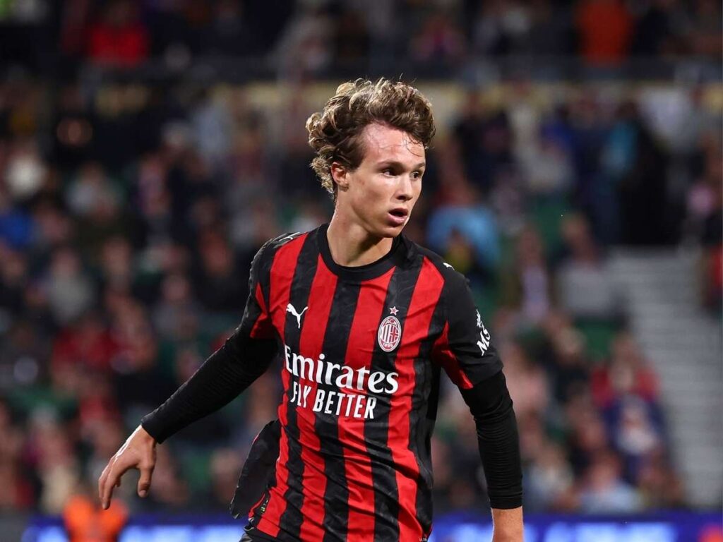 Calciomercato Milan, Comotto in Serie A? Schira rivela: "Lo monitorano ..."
