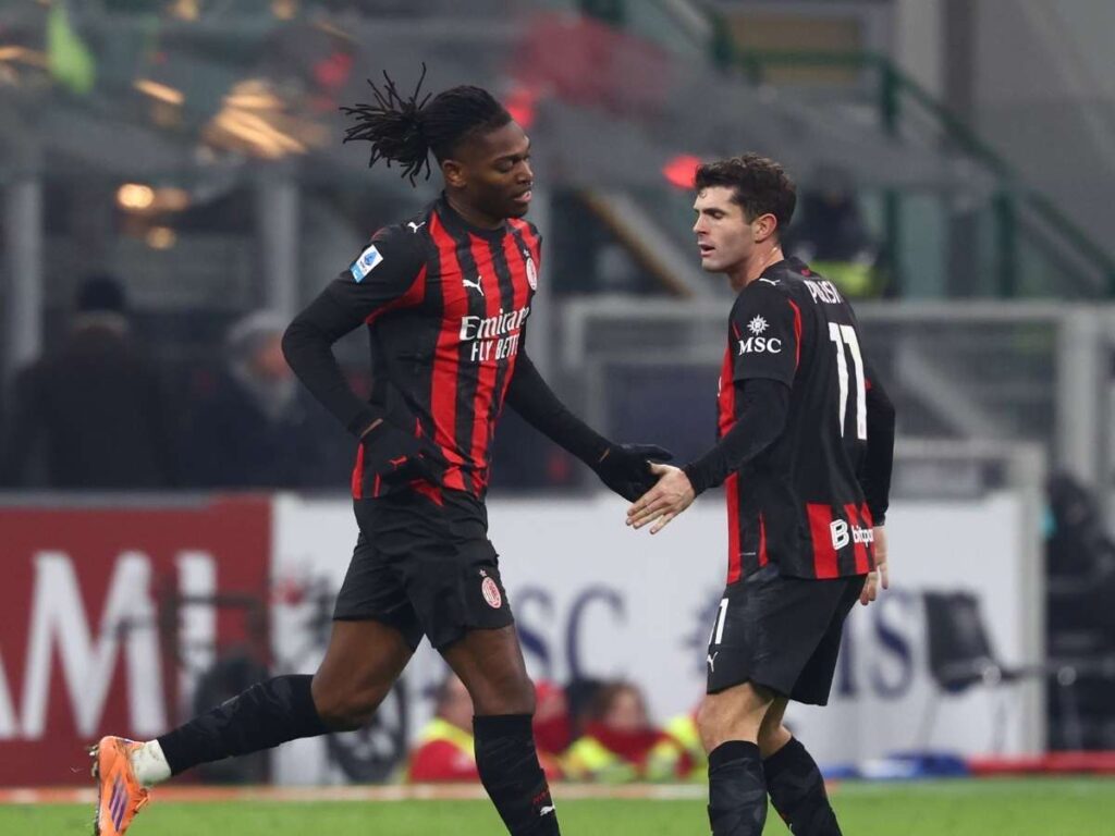 Milan, Leao su Pulisic: "Ora ci conosciamo meglio anche in campo"