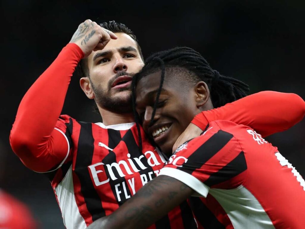 Milan, l’eterna Theao: il siparietto sui social fa commuovere i tifosi
