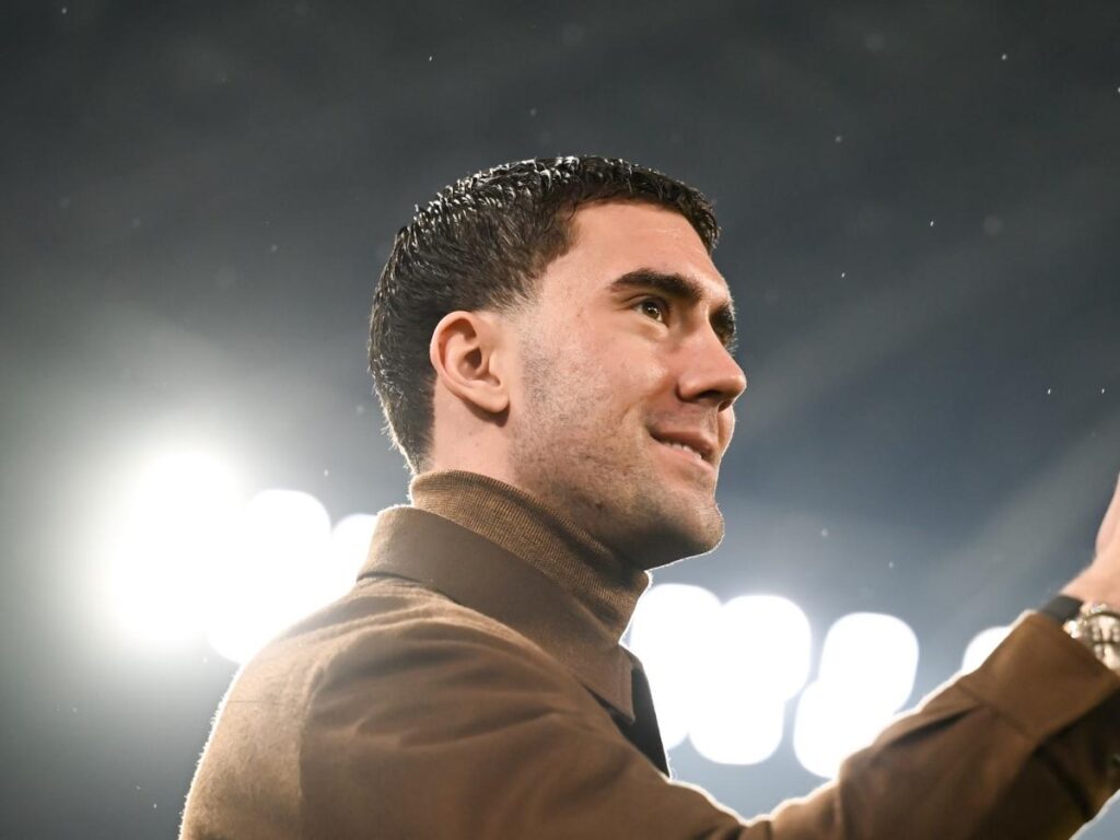 Calciomercato Milan, Schira in esclusiva: "Vlahovic? Solo se la punta ..."