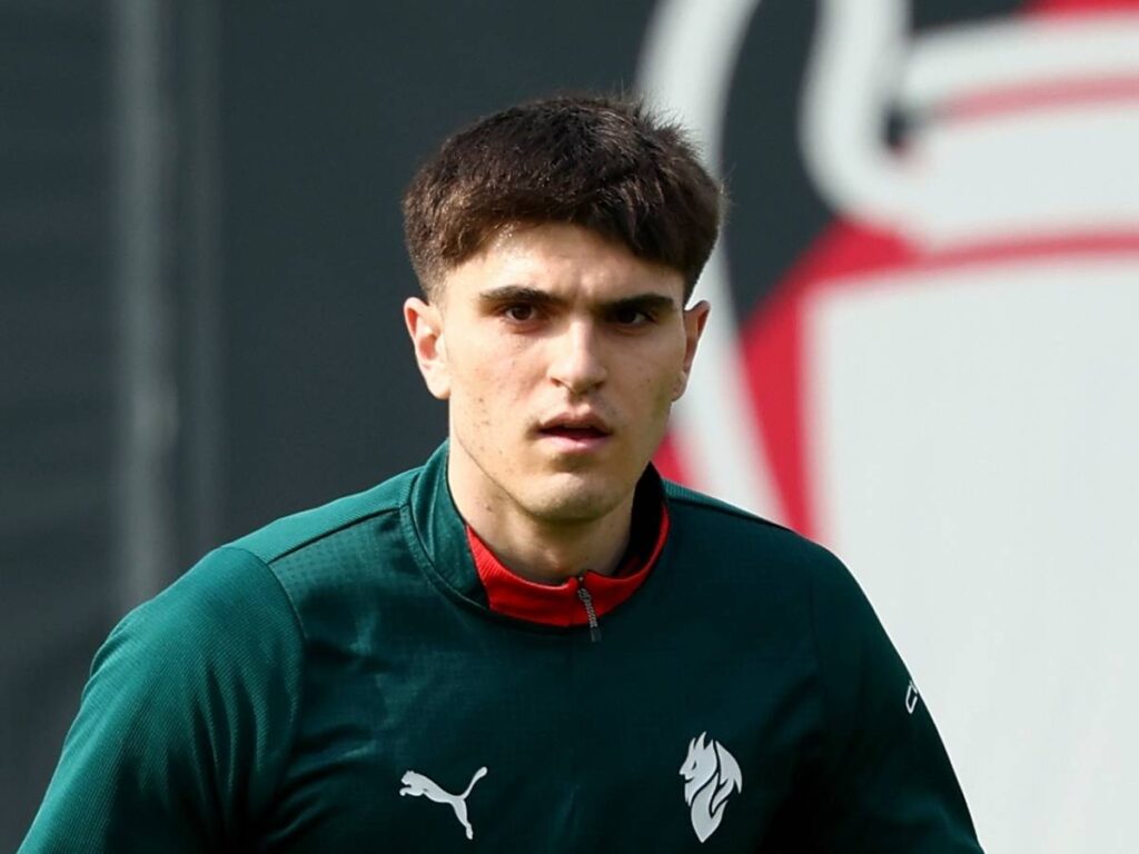 Milan, Bartesaghi incontrerà i tifosi rossoneri: ecco quando e dove