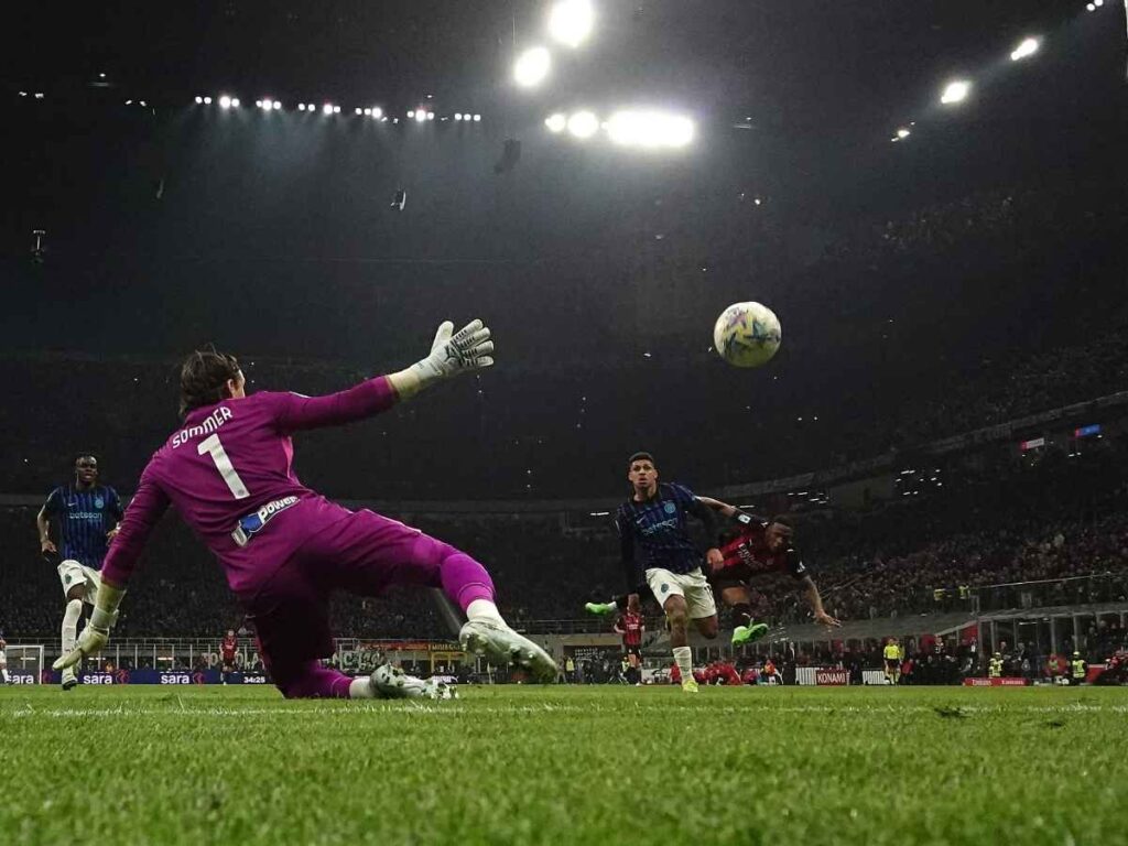 Milan-Inter, l’analisi del New York Times: derby lento ma ricco di tattica