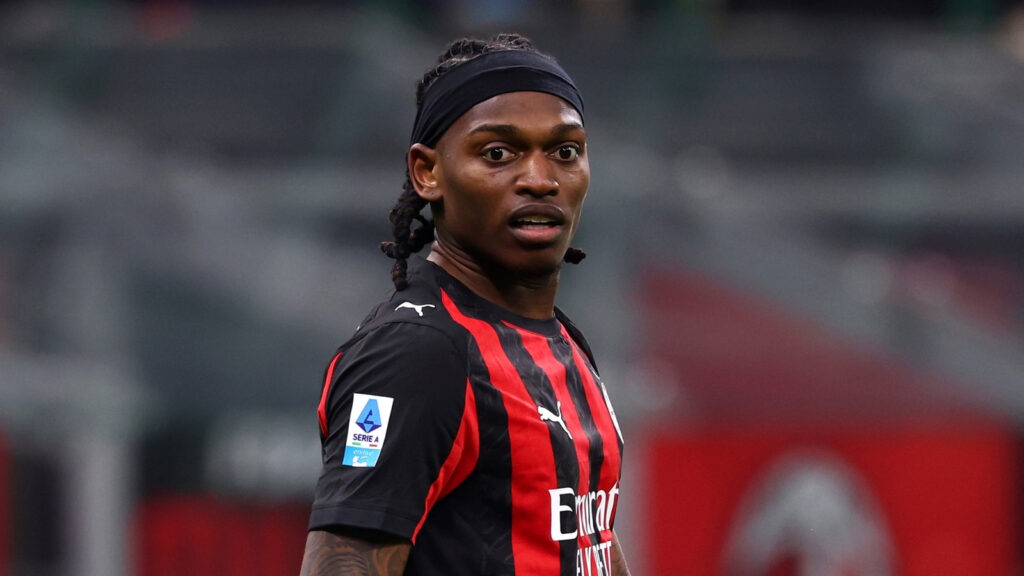 Ravezzani: "Prima esce il Milan dall'equivoco Leao, meglio sarà. Ma quando lo vendi ..."