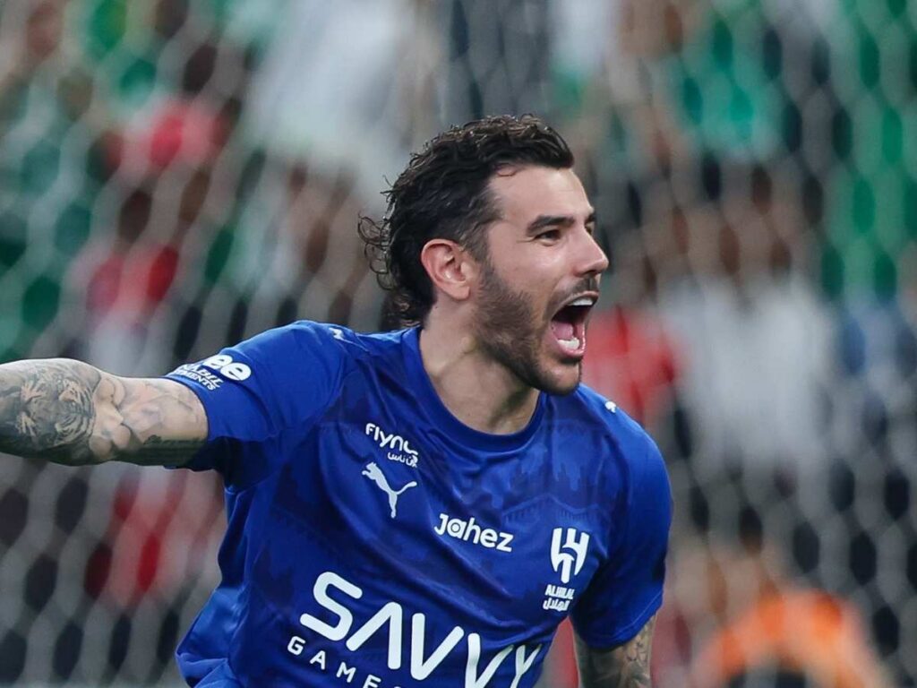 Pellegatti: "Tonali, date retta a me, torna". Poi l'invito al Milan su Theo Hernandez