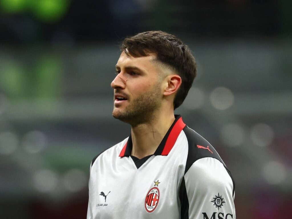 Milan, riecco Gimenez: torna in campo contro il Torino dopo 5 mesi ai box
