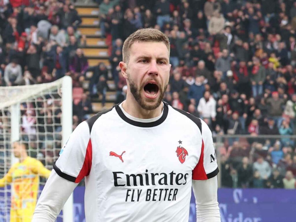 Cremonese-Milan, Pavlovic: "Con Allegri mi sento molto bene e sono migliorato molto"