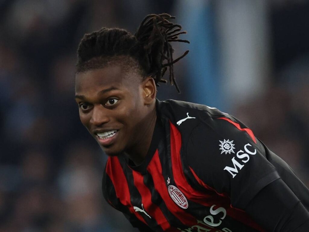 Lazio-Milan, Allegri toglie Leao. La reazione del portoghese è polemica