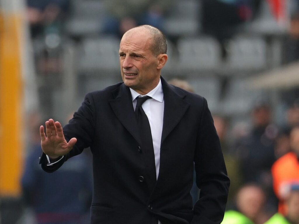 Milan, Allegri: "Leao fa dei movimenti da vero centravanti. Lui, Pulisic e Nkunku tecnicamente molto bravi"