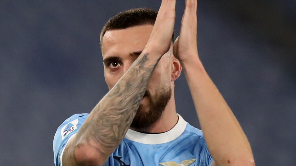 Calciomercato, in difesa Tare vuole Gila: perché non è arrivato a gennaio e quanto vuole pagarlo il Milan