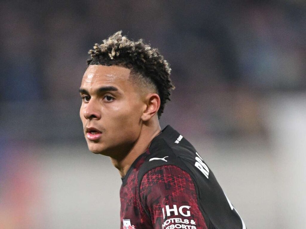 Milan, perché Nusa al posto di Leao: dati importanti sui dribbling, ma ci sono due dubbi
