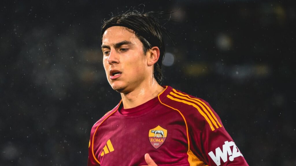 Paulo Dybala attaccante AS Roma vorrebbe trasferirsi al Milan nel calciomercato estivo 2026