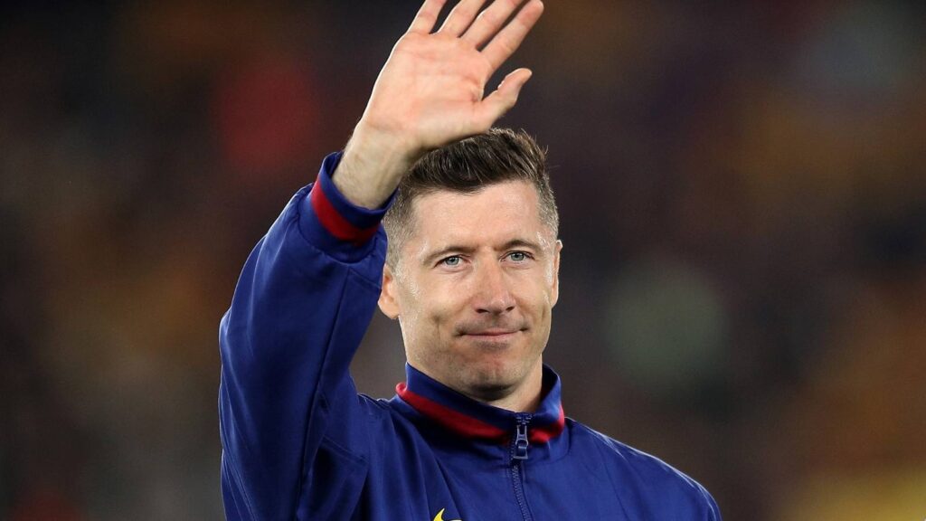 Calciomercato Milan, Lewandowski sul futuro: "Abbiamo ancora tempo"