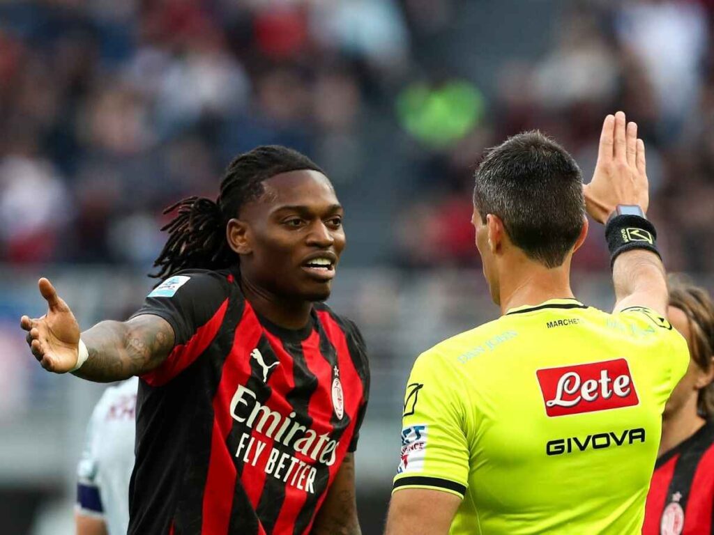 Milan-Udinese 0-2: Leao non affonda, San Siro fischia