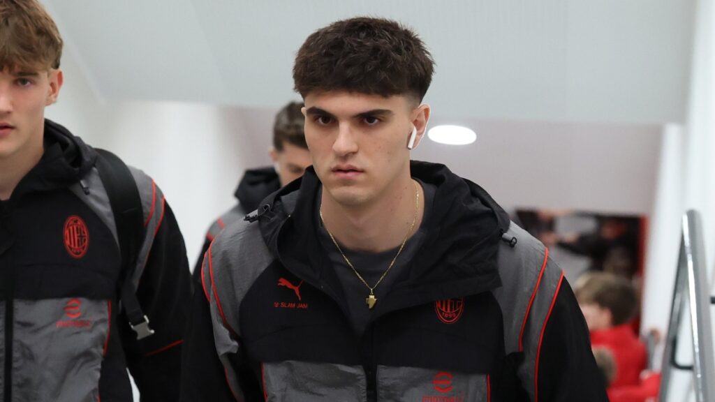 Calciomercato AC Milan Nunez 22 aprile 2026-4