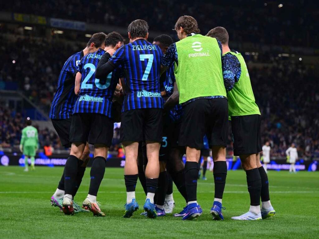 L'Inter non trema e spazza via la Roma: segnale forte a Milan e Napoli