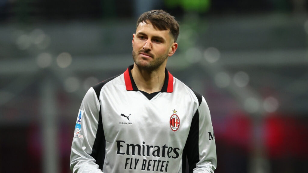 Milan, Giménez: "Operazione alla caviglia, decisione molto difficile. Ma sono sicuro che ..."