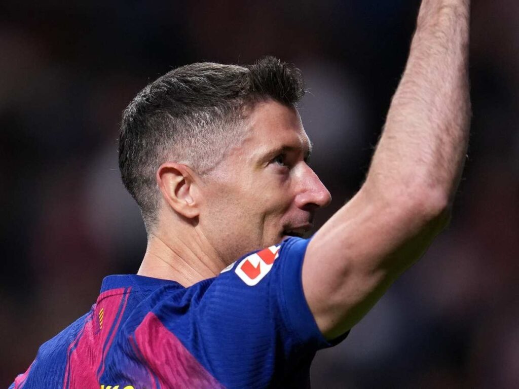 Lewandowski al Milan: il polacco si 'offre' ai rossoneri. Occhio alla svolta