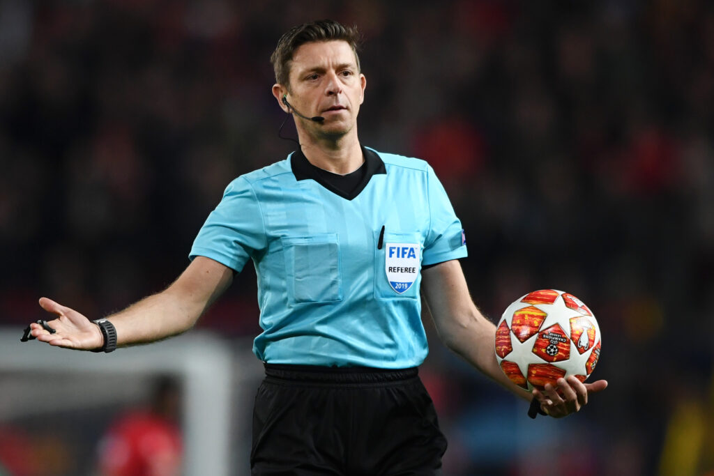 Manchester United v FC Barcelona - UEFA Champions League Quarter Final: First Leg