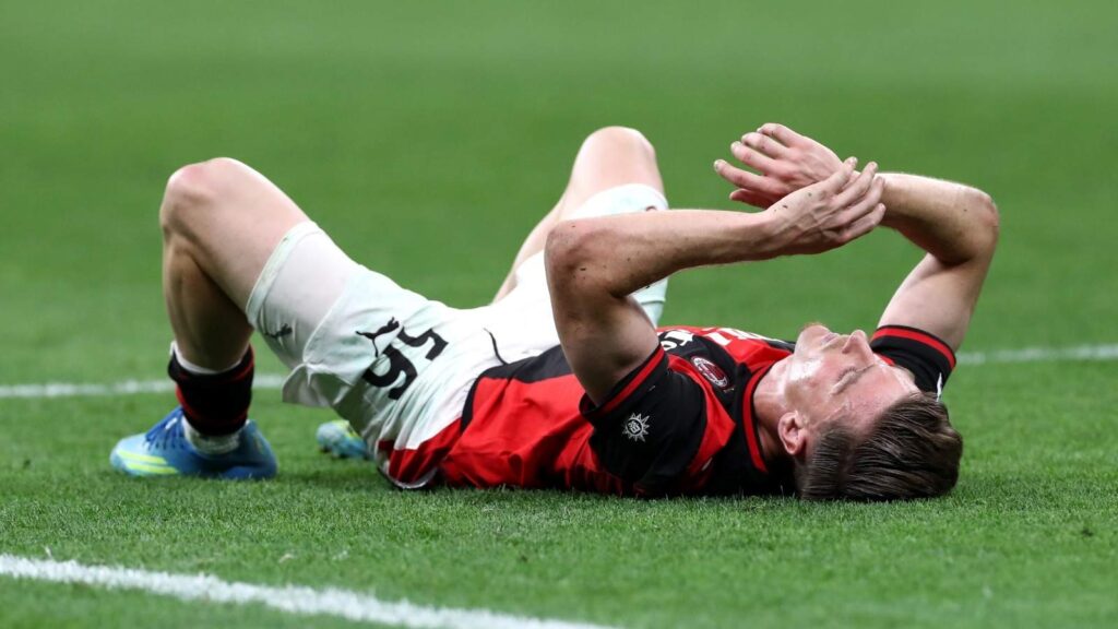 Alexis Saelemaekers, centrocampista AC Milan, qui durante Milan-Cagliari 1-2 di Serie A