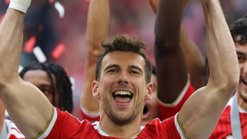 Calciomercato, Goretzka colpo a un passo per il Milan. La richiesta di Allegri per l'attacco