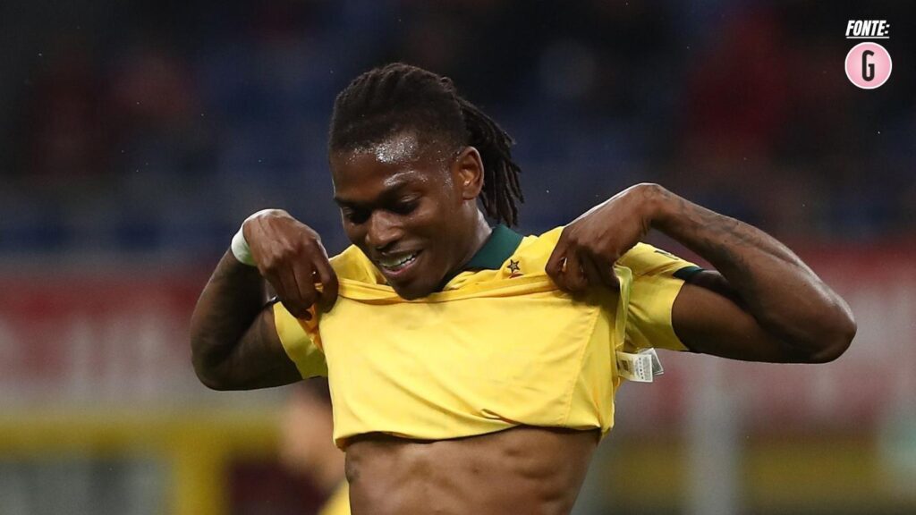 Milan, per Leao può essere l'ultima a San Siro: è sul calciomercato