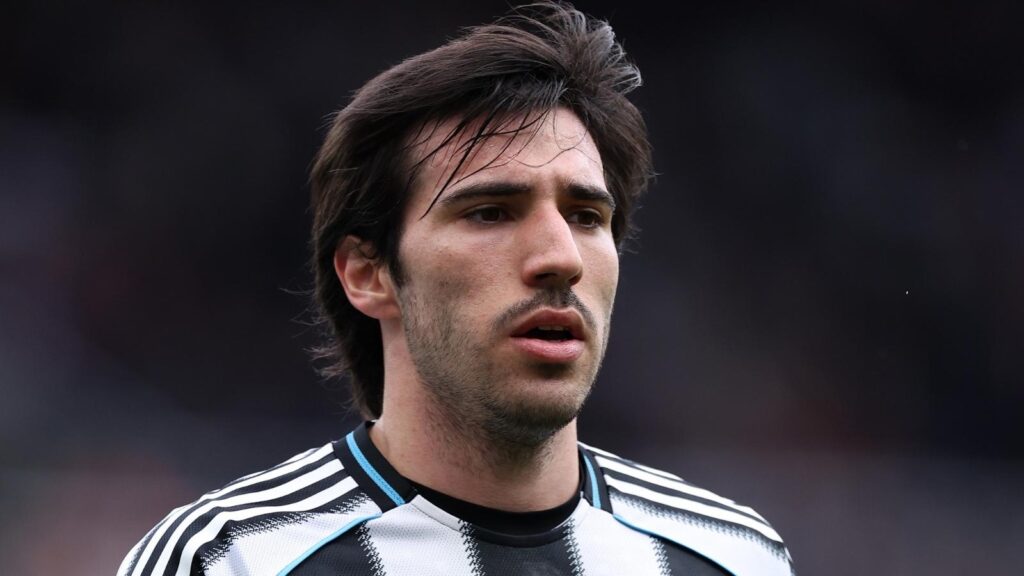 Ordine: "Ceduti Tonali e Reijnders, Milan senza base solida". Rivelazione su Allegri