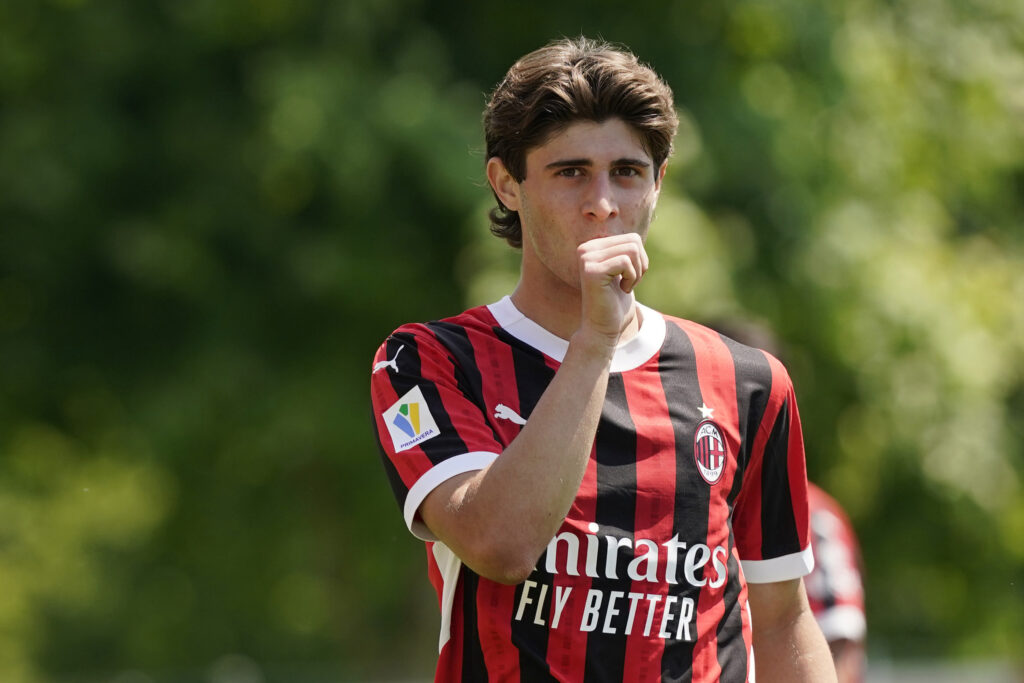 AC Milan U20 v Genoa U20 - Primavera 1