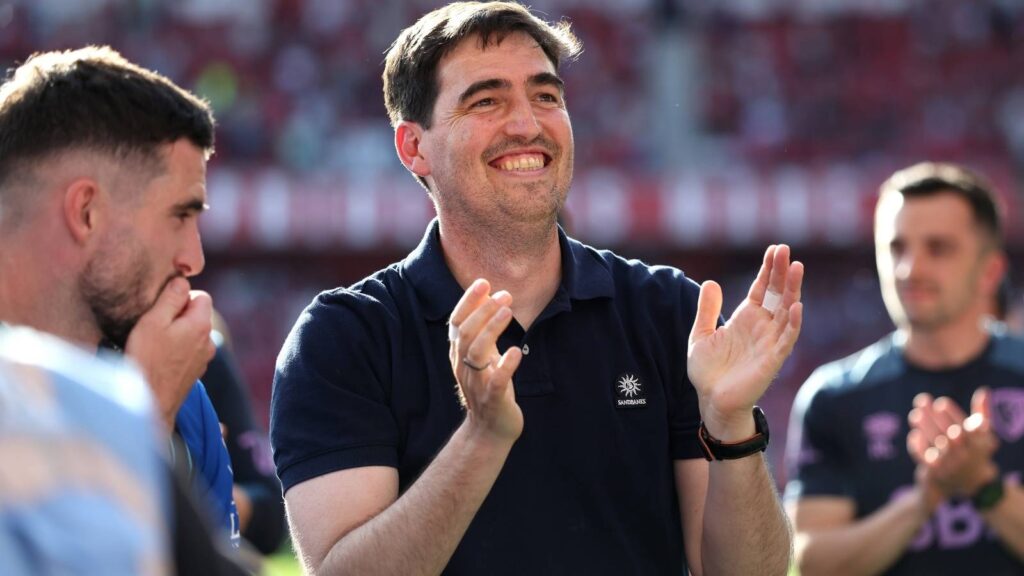 Andoni Iraola, ex allenatore Bournemouth, nel mirino del Milan per la panchina