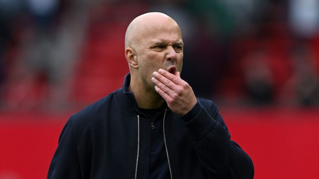 Arne Slot, esonerato dal Liverpool, piace al Milan per la panchina