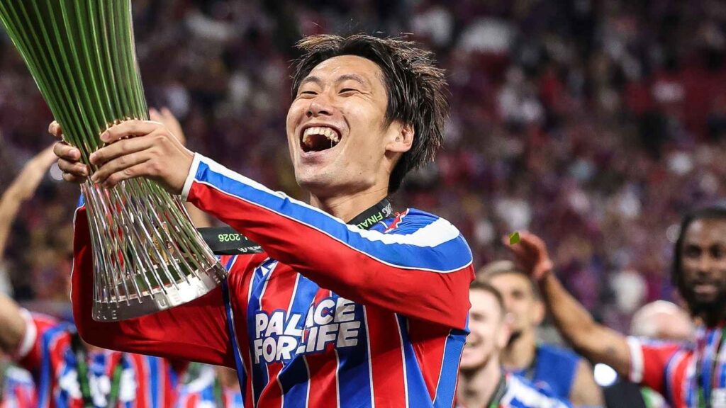 Daichi Kamada, centrocampista del Crystal Palace, lascerà a zero le 'Eagles' e piace al Milan per il calciomercato estivo 2026