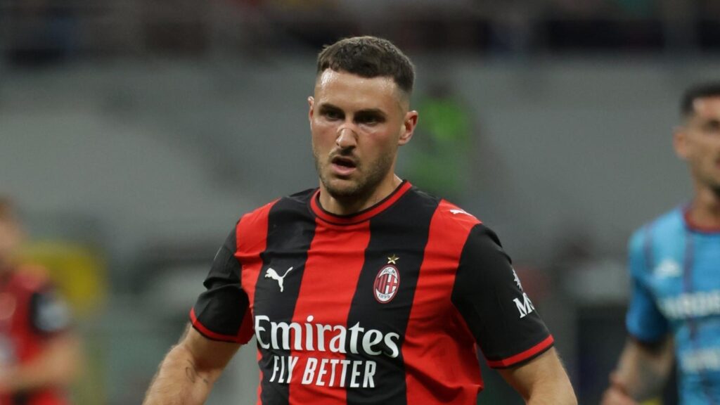 Santiago Gimenez alla Lazio? Stipendio, quanto deve incassare il Milan e la possibile strategia