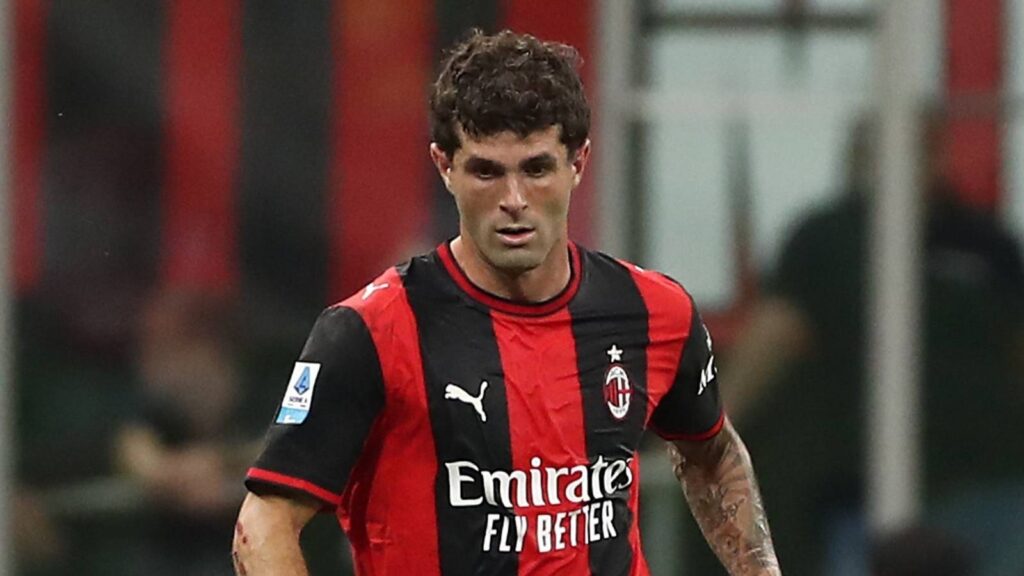 Christian Pulisic, attaccante AC Milan, potrebbe lasciare i rossoneri nel calciomercato estivo 2026